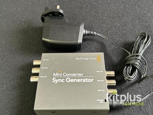 Blackmagic Design Mini Converter Sync Generator, 6 BNC Outputs, 12V, Power Supply, S/N 326991