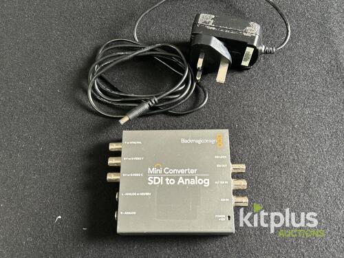 Blackmagic SDI to Analog Mini Converter, 1080p60 HD, UK Power Supply, Audio/Video Out
