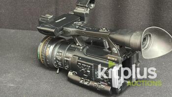 Sony PMW-200 Professional Camcorder, 758 Hours, 14x Zoom Lens, Dual SxS Slots