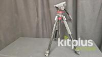 Manfrotto MVH502AH Video Head with Tripod, 22 lb Capacity, 360&deg; Pan, -80&deg; to +90&deg; Tilt - 2