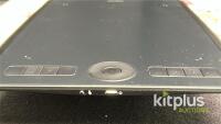 Wacom Intuos Pro Medium Pen Tablet PTH-660, Multi-Touch, Missing pen and accessories. Serial: OLQ00A1020585 - 7