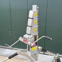 Manfrotto Avenger Long John Silver Stand w/FF Wheels (570cm/224.4in) - 7