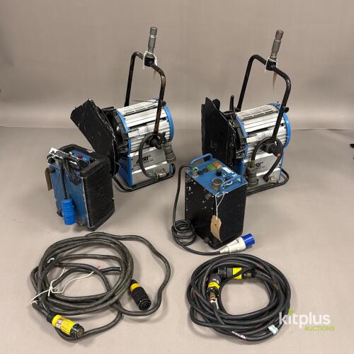 2x ARRI Compact 1.2K Daylight Kit with Ballast and Header Cable
