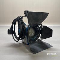 8x ARRI 300W Tungsten Fresnel - 18