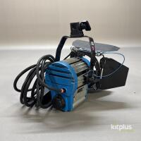 8x ARRI 300W Tungsten Fresnel - 22