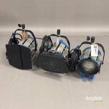 3x ARRI 1000W Tungsten Fresnel
