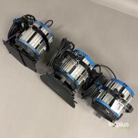 3x ARRI 1000W Tungsten Fresnel - 2