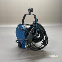 3x ARRI 1000W Tungsten Fresnel - 4