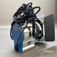 3x ARRI 1000W Tungsten Fresnel - 10