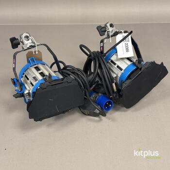 2x ARRI 300W Tungsten Fresnel