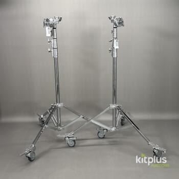 2x Avenger 3 Stage High Roller Lighting Stand