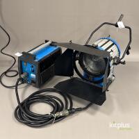 ARRI Compact 2.5K Daylight Kit with Ballast and Header Cable