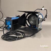 ARRI Compact 2.5K Daylight Kit with Ballast and Header Cable - 4