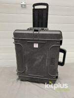 Pelican 1650/SKB iSeries 2918-14 Wheeled Hard Protective Case with Foam Interior