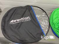 Westcott Collapsible Green Screen Backdrop with Carry Case, Approx. 5-6ft Diameter - 3