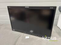 TVLogic LUM-242H 24" UHD HDR Monitor, 1000 nits, 12G-SDI & HDMI Inputs