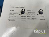 Beyerdynamic DT 797 PV Professional Headset with Condenser Microphone, 250 Ohms, Cardioid Pattern - 2