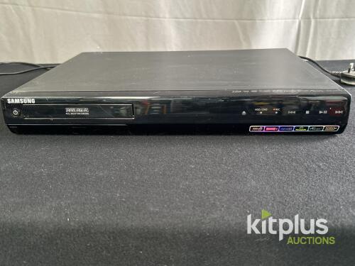 Samsung DVD-SH893M 160GB HDD & DVD Recorder, 1080p Upscaling, HDMI, DVB-T, Dolby, Slovakia