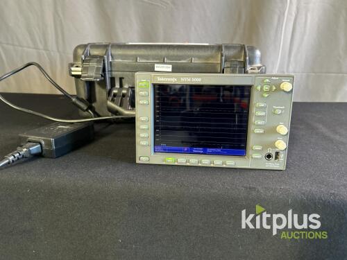 Tektronix WFM 5000 Broadcast Video Waveform Monitor, SDI/Audio, Peli Case, Serial C043914