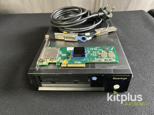 Quantum LTO-5 External Tape Drive SAS, ATTO PCIe HBA, Cable, Case, 1.5TB/3.0TB, SN WTWA418